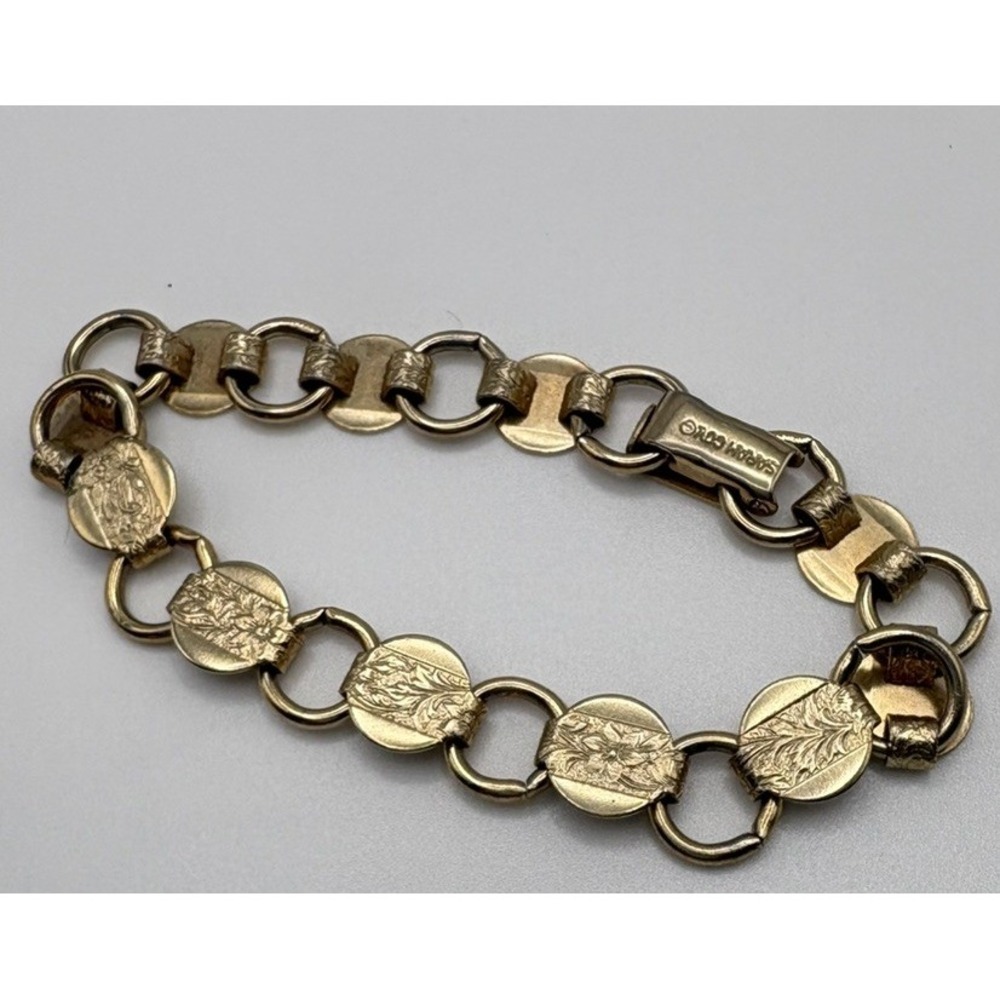 Vintage Sarah Coventry Gold Tone Floral Engraved Disc Link Bracelet 7 in Signed